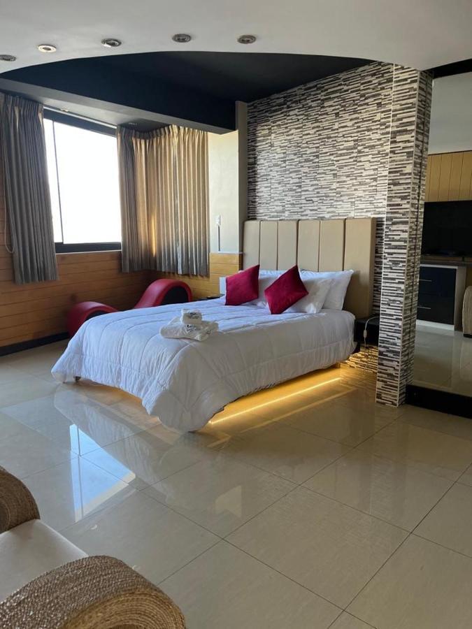 Casa Hotel Cisne Azul El Tambo Kültér fotó